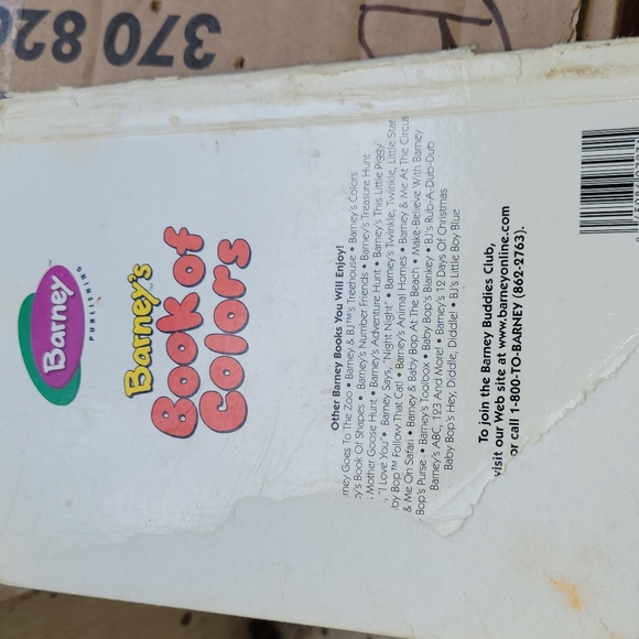 Lot of Barney books - Picture 3 of 15
